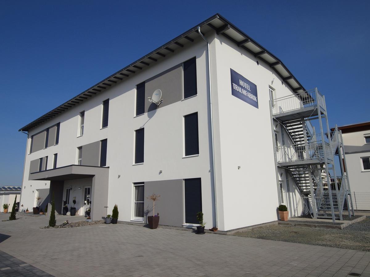 Hotel Traumfabrik Büttelborn Exterior foto